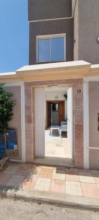 L'Andalousia "10 Minutes From Airport" Villa Ariana Exteriör bild